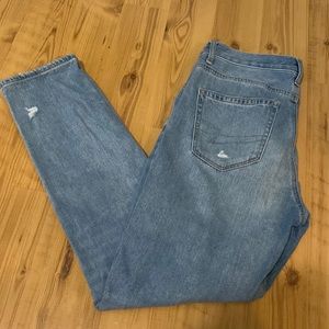 American eagle size 2 high rise mom jean
